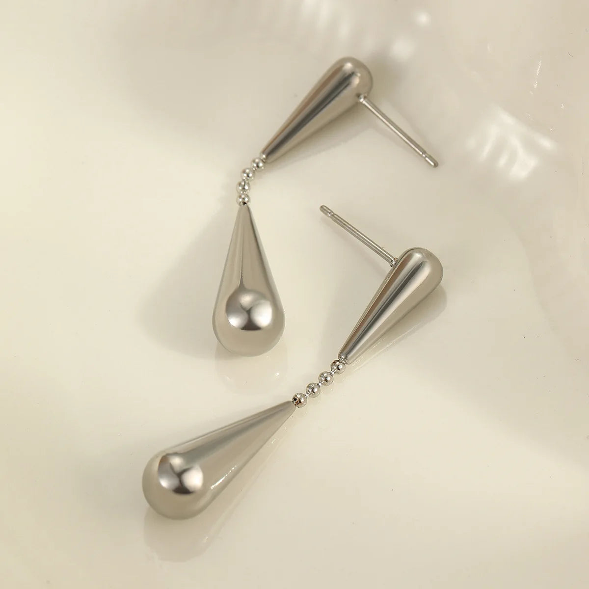 Pendiente Colgante Gota en CHapado Oro 18k y Stail steel