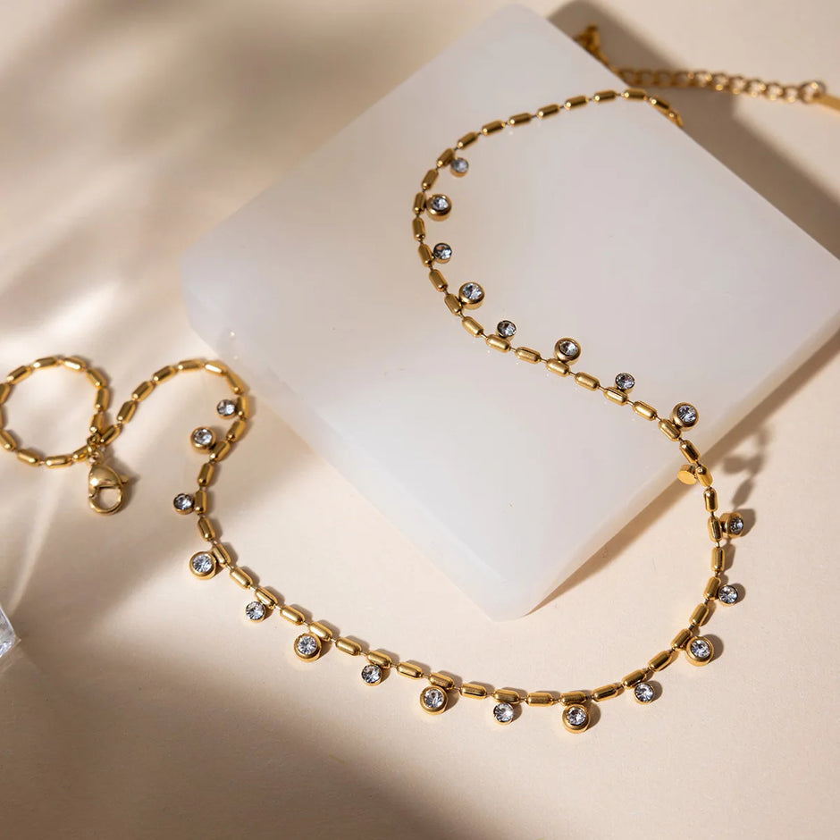 Fine line de Circonitas Chapado en Oro 18 k