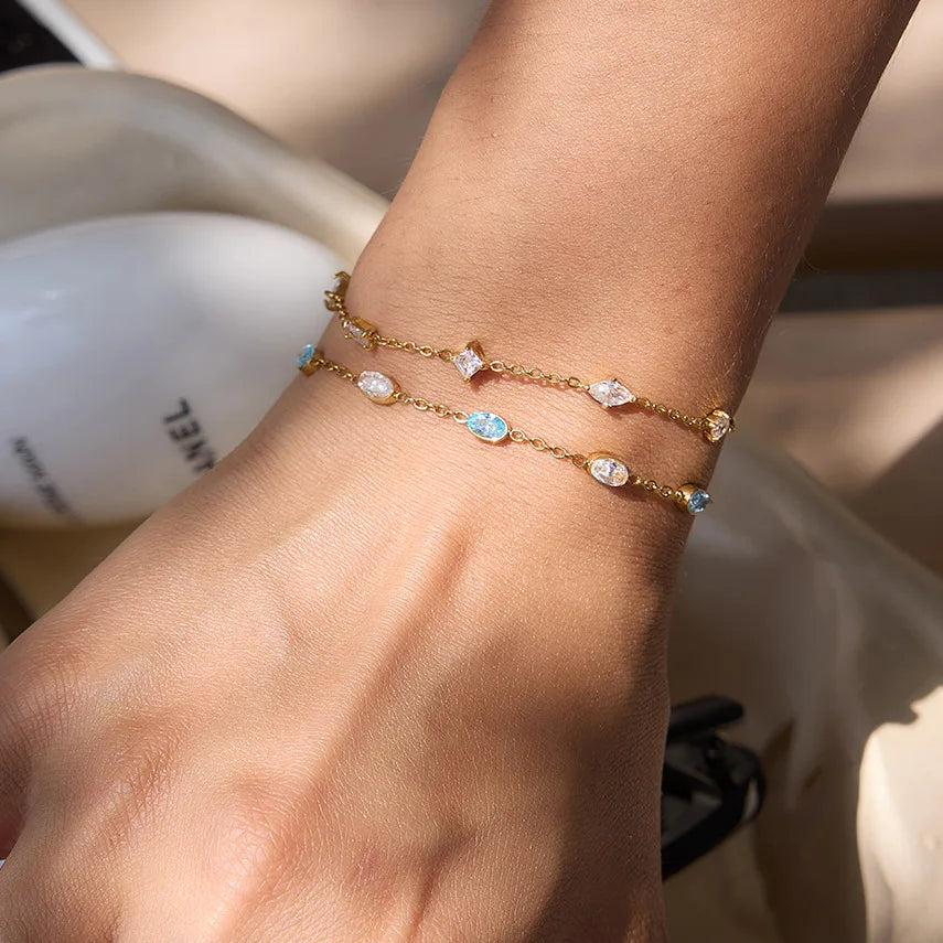 Pulsera Elegante fina en Chapado Oro 18k Circonitas /Azules